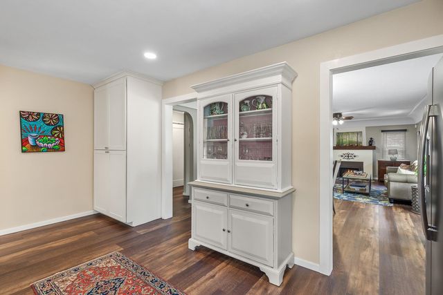 521 N Locust Rd, Spokane Valley, WA 99206