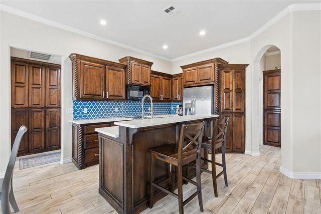 15308 Blue Jay Drive, Edmond, OK 73013