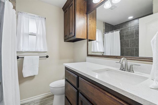15308 Blue Jay Drive, Edmond, OK 73013