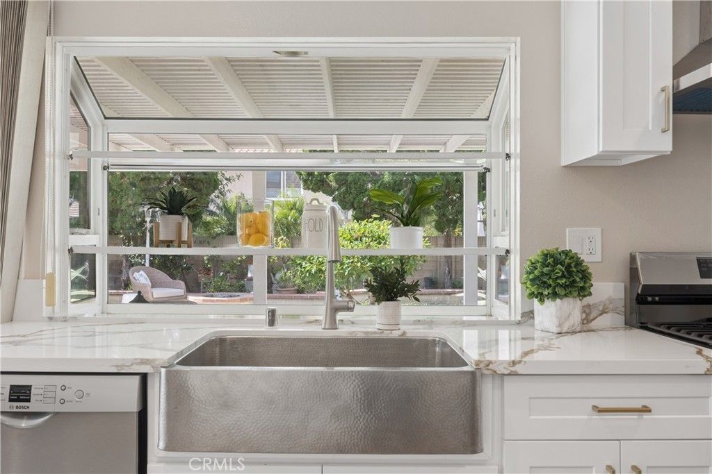 Image 34 of property listing at 18433 Santa Belinda, Fountain Valley, CA 92708