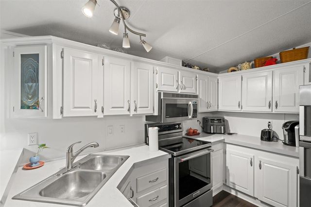 12222 BEAGLE ROAD, Hudson, FL 34667