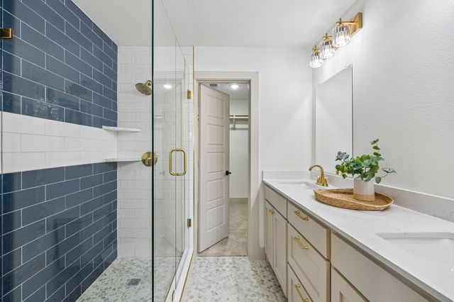 10060 San Lorenzo Drive, Dallas, TX 75228