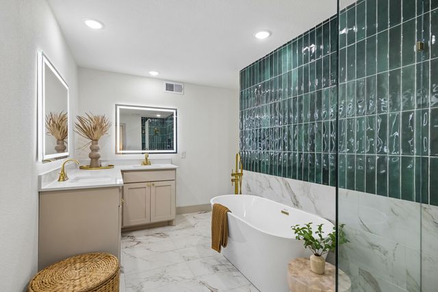 10060 San Lorenzo Drive, Dallas, TX 75228
