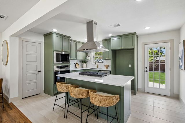10060 San Lorenzo Drive, Dallas, TX 75228