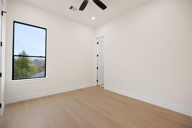 6332 Sidney Street, Houston, TX 77021