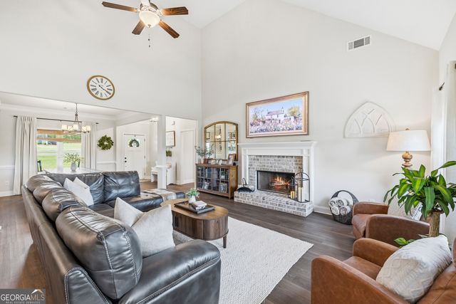133 Alexander Lakes Drive, Eatonton, GA 31024