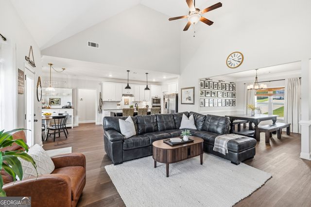133 Alexander Lakes Drive, Eatonton, GA 31024