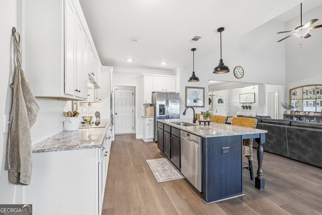 133 Alexander Lakes Drive, Eatonton, GA 31024