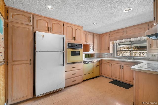 6490 S Clarkson Street, Centennial, CO 80121