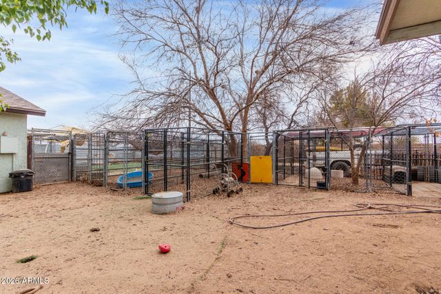 35011 N 3RD Street, Phoenix, AZ 85086