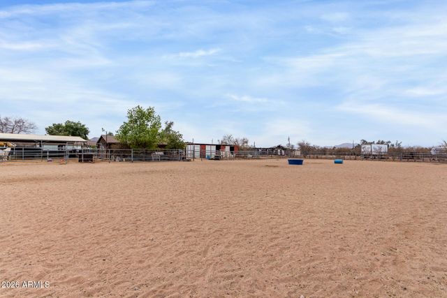 35011 N 3RD Street, Phoenix, AZ 85086