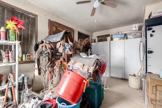 35011 N 3RD Street, Phoenix, AZ 85086