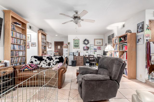 35011 N 3RD Street, Phoenix, AZ 85086