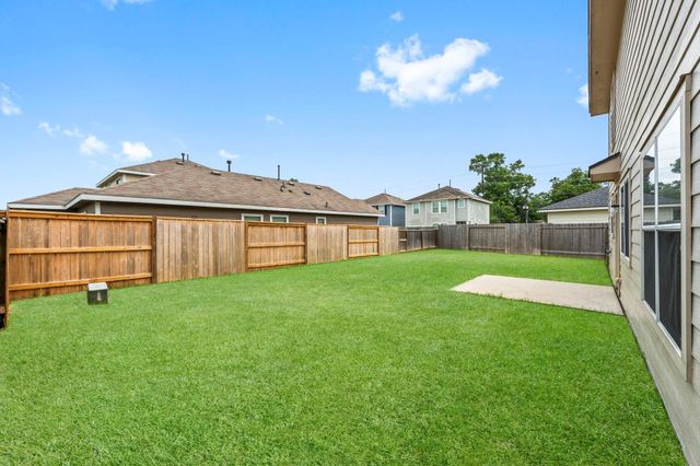 3906 Falvel Shadow Creek Drive, Spring, TX 77388