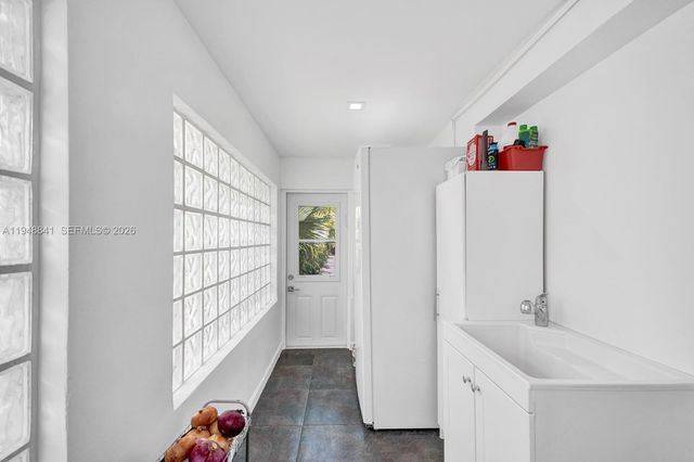 3757 Prairie Ave, Miami Beach, FL 33140