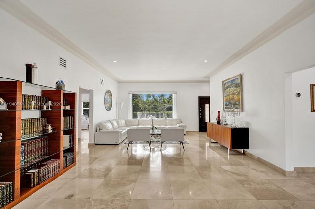 3757 Prairie Ave, Miami Beach, FL 33140