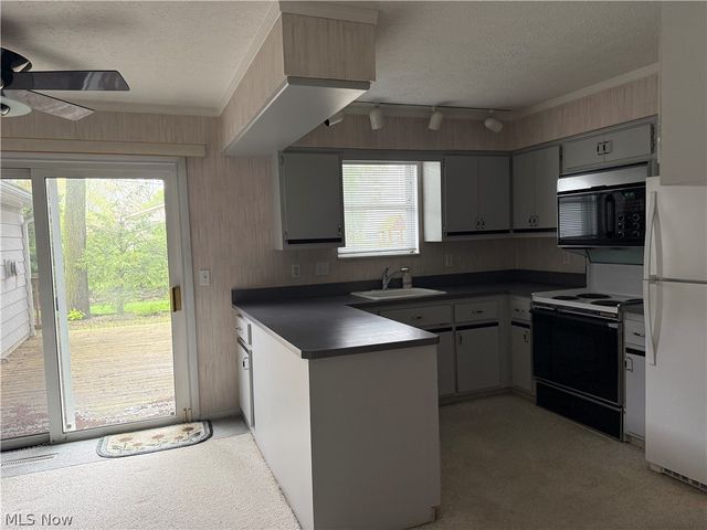26958 Hyannisport Drive, North Olmsted, OH 44070