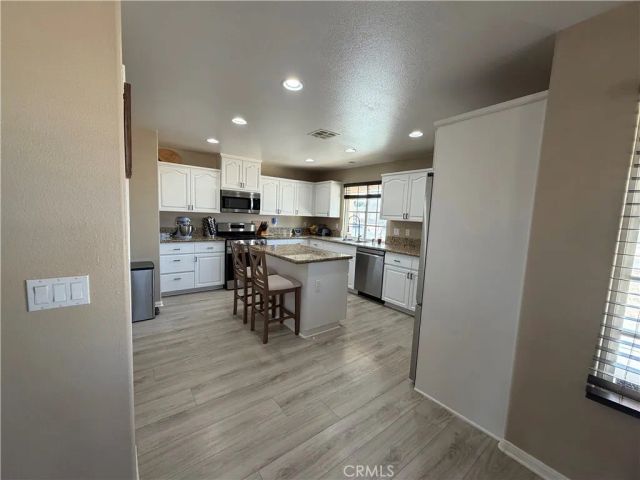 9725 Susan Avenue, California City, CA 93505