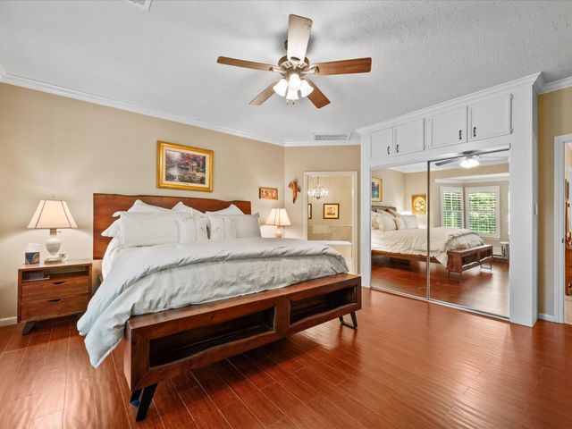 184 Springs Edge Drive, Conroe, TX 77356