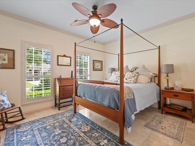 184 Springs Edge Drive, Conroe, TX 77356