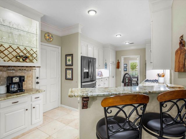 184 Springs Edge Drive, Conroe, TX 77356