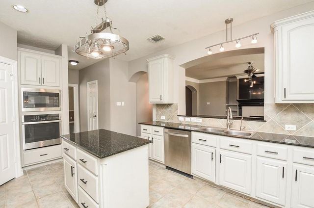 16522 Champions Cove Circle, Spring, TX 77379