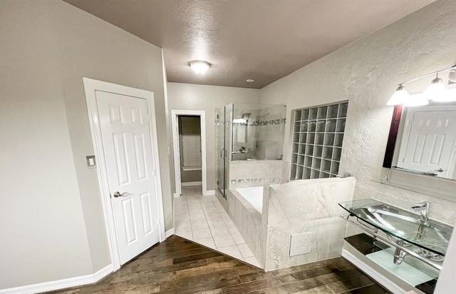 16522 Champions Cove Circle, Spring, TX 77379