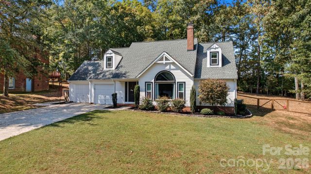 10218 Rougemont Lane, Charlotte, NC 28277