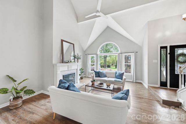 10218 Rougemont Lane, Charlotte, NC 28277