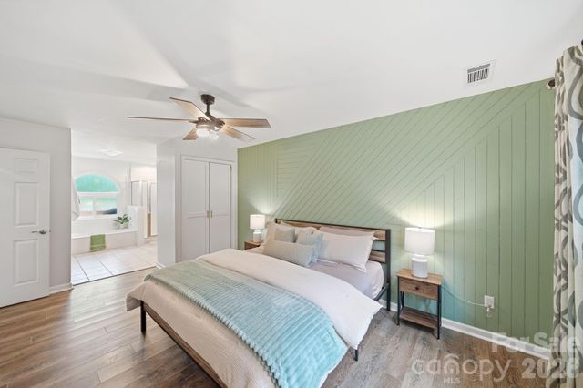 10218 Rougemont Lane, Charlotte, NC 28277