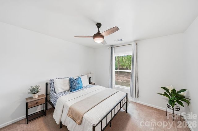 10218 Rougemont Lane, Charlotte, NC 28277