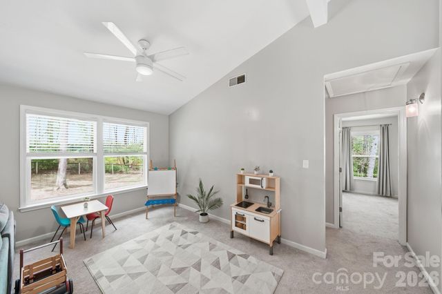 10218 Rougemont Lane, Charlotte, NC 28277