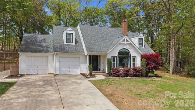 10218 Rougemont Lane, Charlotte, NC 28277