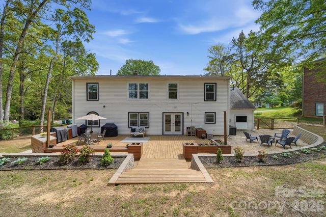 10218 Rougemont Lane, Charlotte, NC 28277