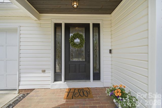 10218 Rougemont Lane, Charlotte, NC 28277