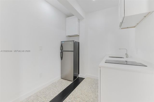 415 75th St 4A, Miami Beach, FL 33141
