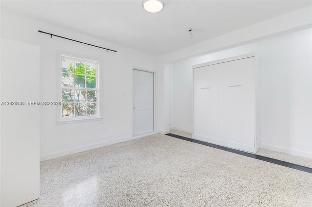 415 75th St 4A, Miami Beach, FL 33141