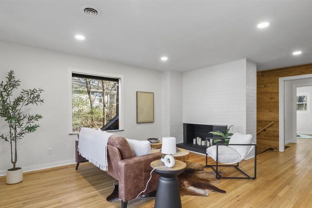 5513 Dorsett Drive, Madison, WI 53711