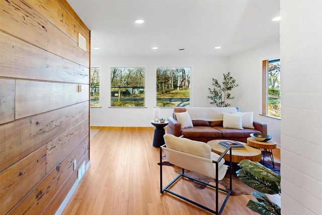 5513 Dorsett Drive, Madison, WI 53711