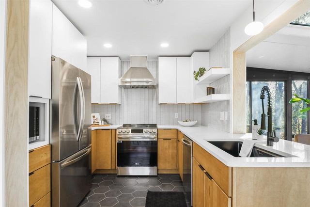 5513 Dorsett Drive, Madison, WI 53711