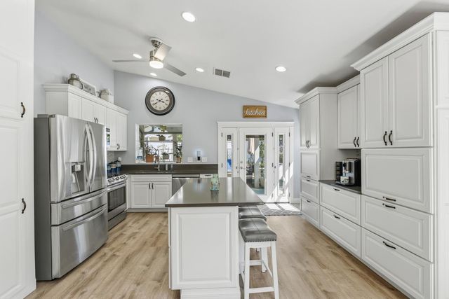 3418 Sweet Pea Way, Sacramento, CA 95833