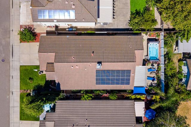 3418 Sweet Pea Way, Sacramento, CA 95833