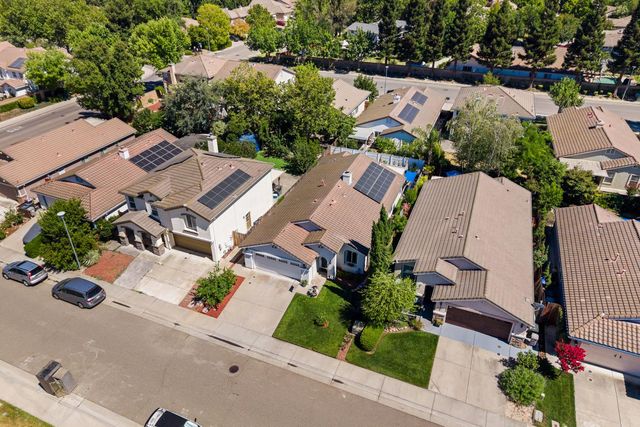 3418 Sweet Pea Way, Sacramento, CA 95833