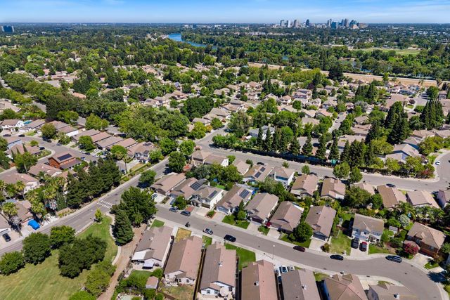 3418 Sweet Pea Way, Sacramento, CA 95833