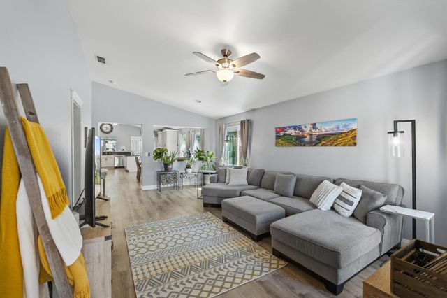 3418 Sweet Pea Way, Sacramento, CA 95833