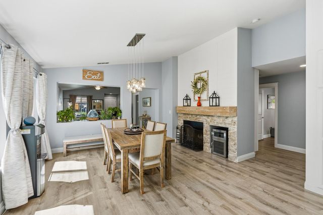 3418 Sweet Pea Way, Sacramento, CA 95833