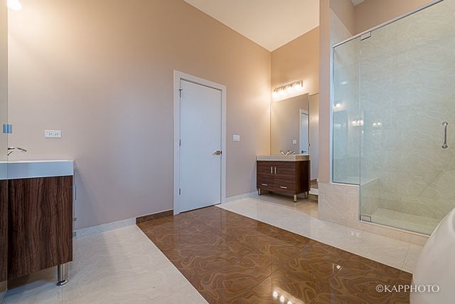 2835 W Division Street 4E, Chicago, IL 60622