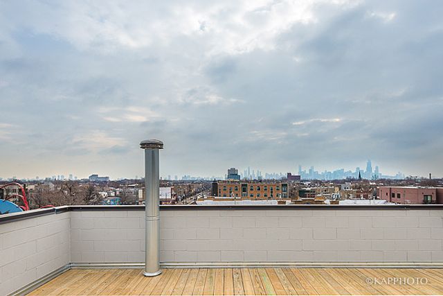 2835 W Division Street 4E, Chicago, IL 60622