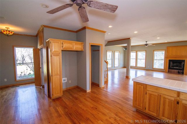 5240 Adams Road, Mounds, OK 74047