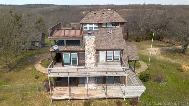 5240 Adams Road, Mounds, OK 74047